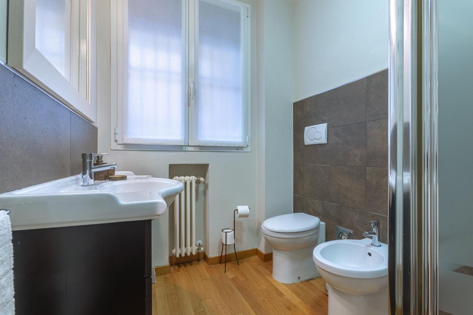 Nel Cuore Del Centro Storico Cozy Apartment Bolonha Exterior foto
