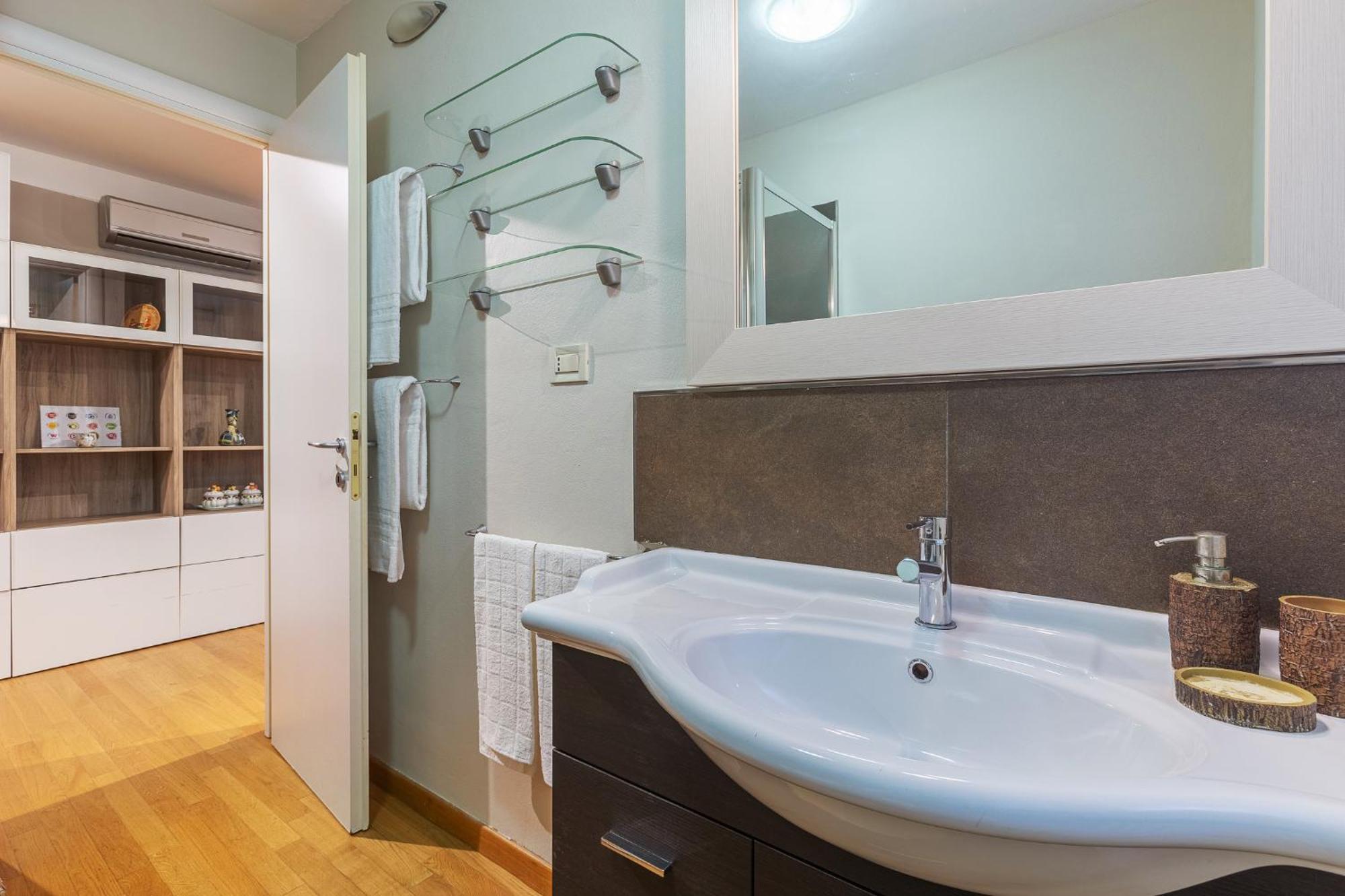 Nel Cuore Del Centro Storico Cozy Apartment Bolonha Exterior foto
